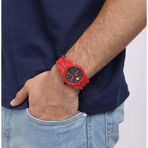 *SOLD* Scuderia Ferrari RedRev Analog Men's Watch - Picture 4 of 9